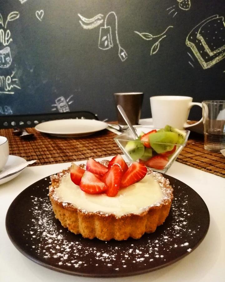 Il Miglio In Piu Bed & Breakfast Кастел ди Туза Екстериор снимка