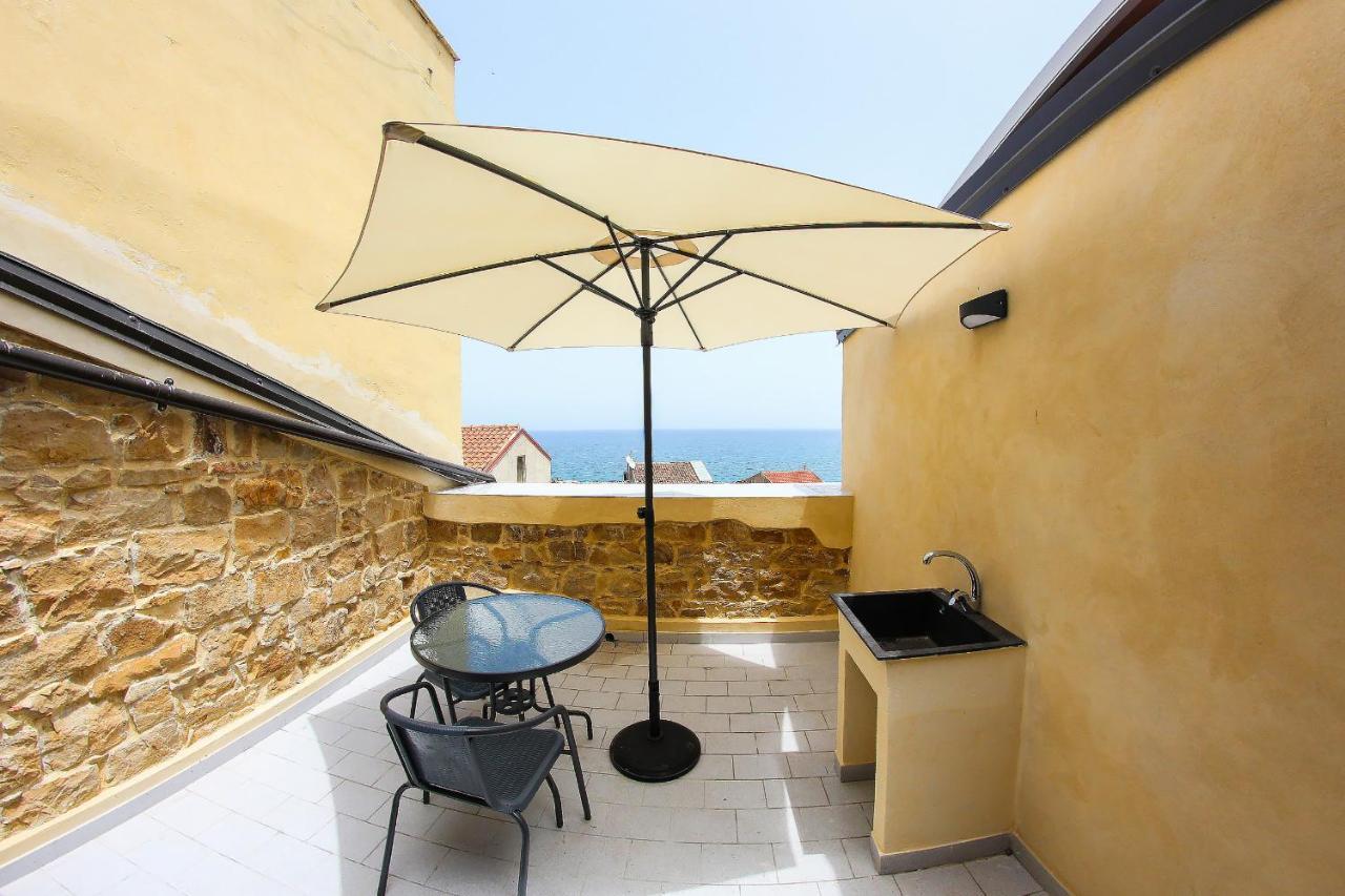 Il Miglio In Piu Bed & Breakfast Кастел ди Туза Екстериор снимка