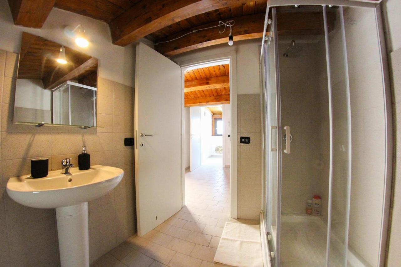 Il Miglio In Piu Bed & Breakfast Кастел ди Туза Екстериор снимка
