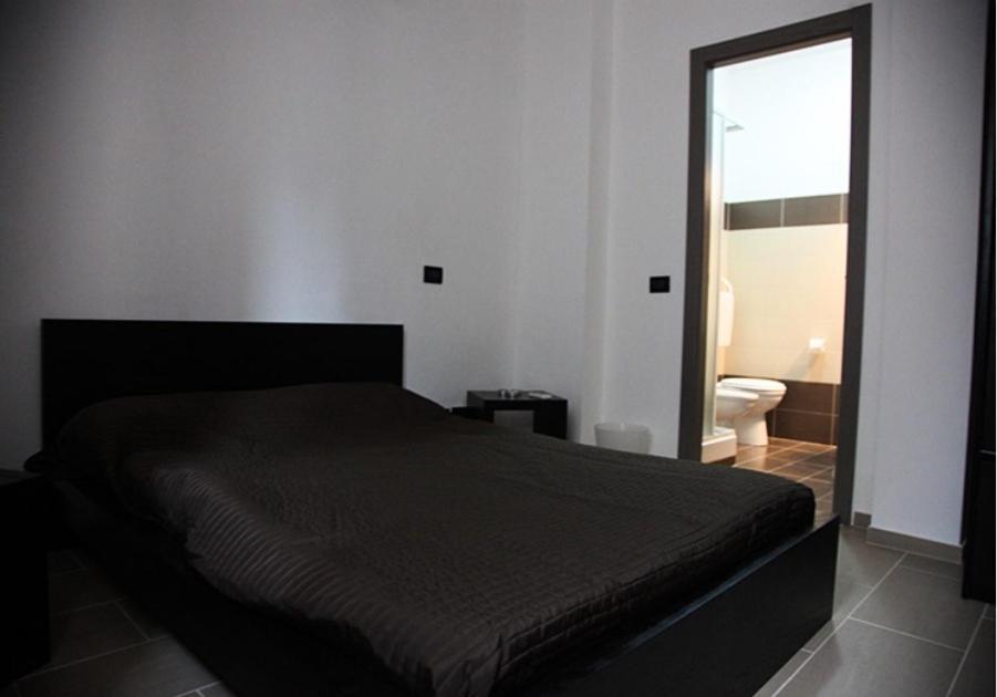 Il Miglio In Piu Bed & Breakfast Кастел ди Туза Екстериор снимка