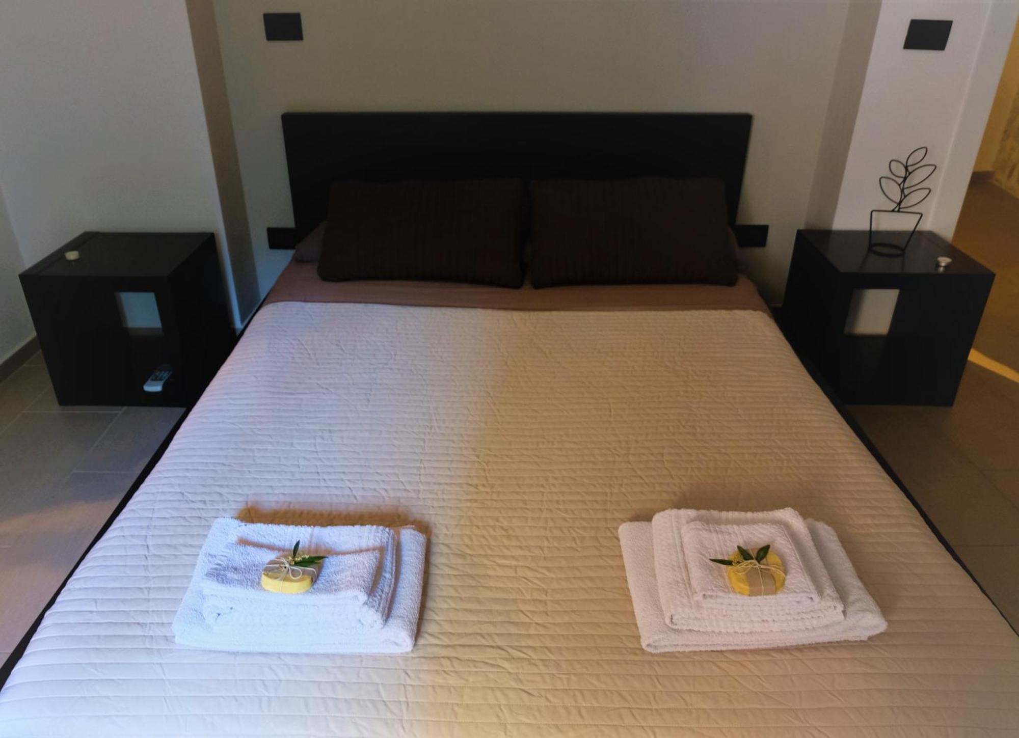 Il Miglio In Piu Bed & Breakfast Кастел ди Туза Стая снимка